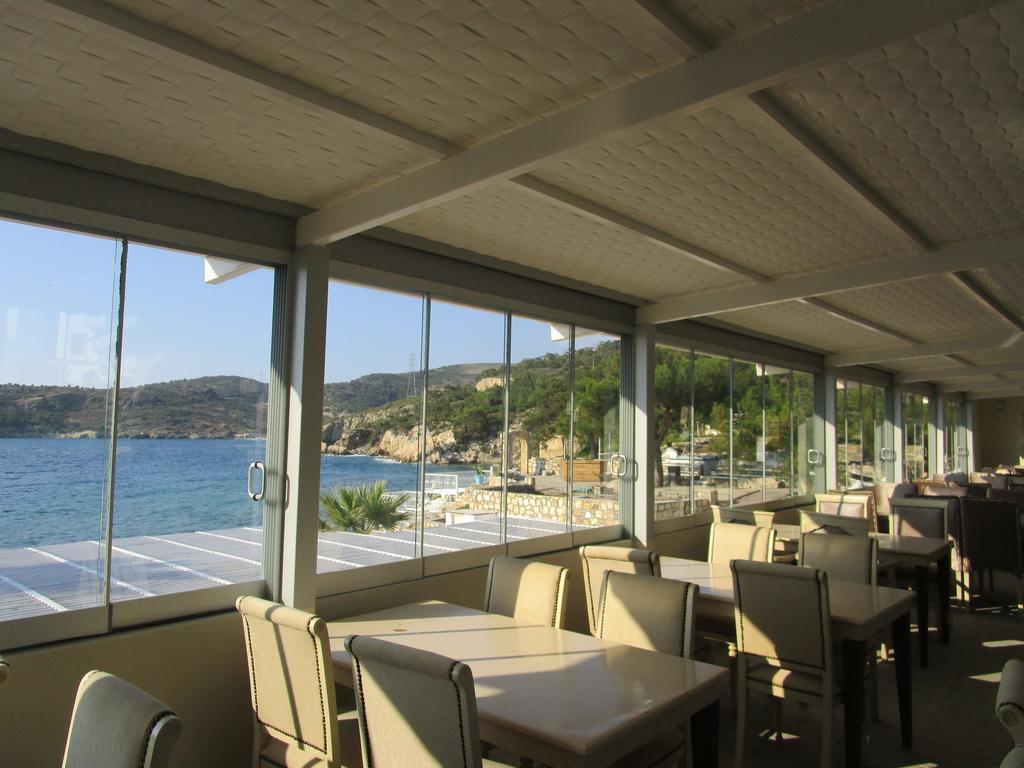 Club Mackerel Holiday Village Foça Exterior foto